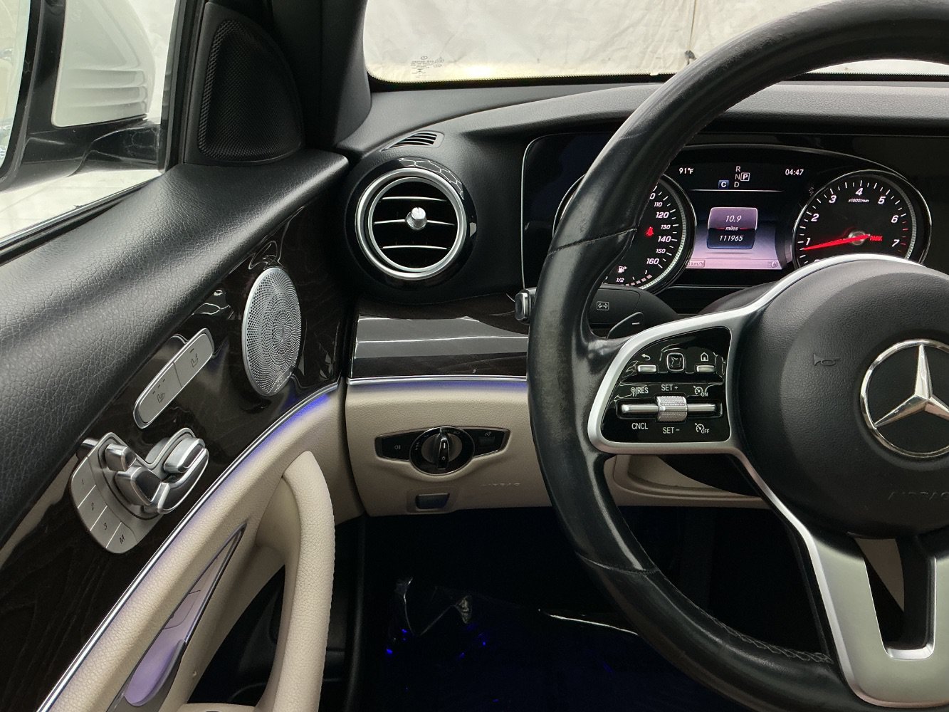 Used 2019 Mercedes-Benz E 300 w/ Premium 1 Package image 31