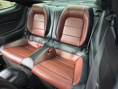Used 2015 Ford Mustang GT Premium RWD image 33