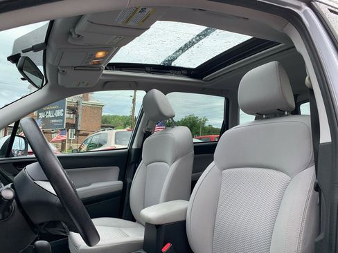 Used 2015 Subaru Forester 2.5i Premium w/ All-Weather Package AWD/4WD image 13