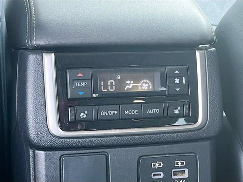Used 2024 Subaru Ascent Limited w/ Technology Package AWD/4WD image 27