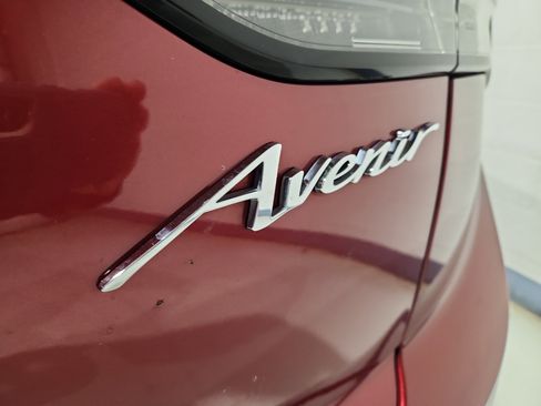 Used 2023 Buick Envision Avenir AWD/4WD image 21