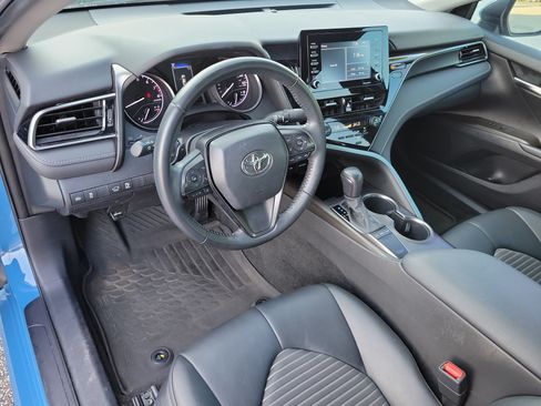 Used 2023 Toyota Camry SE w/ Convenience Package FWD image 8