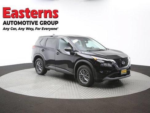 Used 2023 Nissan Rogue S AWD/4WD image 50