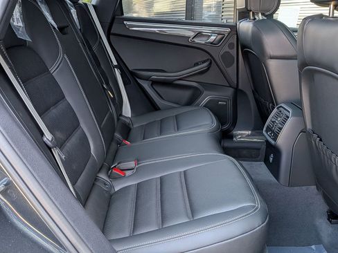 New 2026 Porsche Macan GTS image 25