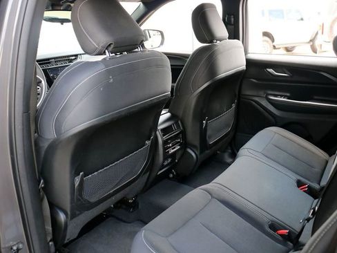 Used 2024 Jeep Grand Cherokee Laredo RWD image 20