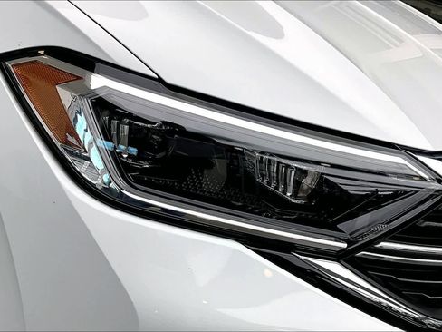 Used 2022 Volkswagen Jetta SEL image 26