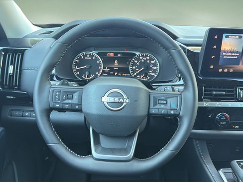 New 2026 Nissan Pathfinder SV AWD/4WD image 9
