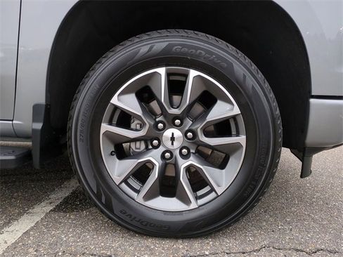 Used 2024 Chevrolet Silverado 1500 RST image 11
