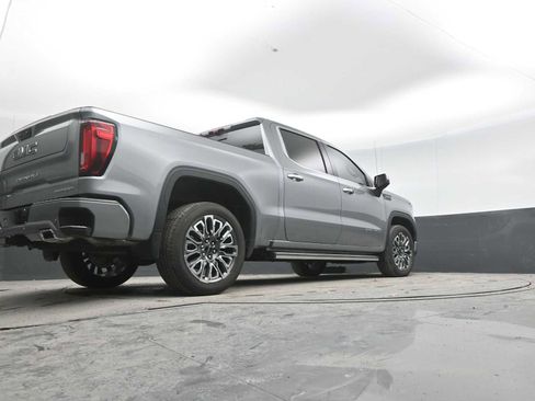 Used 2025 GMC Sierra 1500 Denali Ultimate image 34