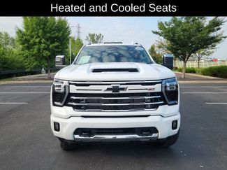 Used 2024 Chevrolet Silverado 3500 LTZ w/ LTZ Plus Package AWD/4WD video 2