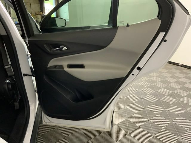Used 2023 Chevrolet Equinox LS w/ LS Convenience Package FWD image 27