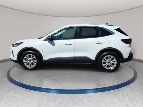 Used 2024 Ford Escape Active AWD/4WD image 8