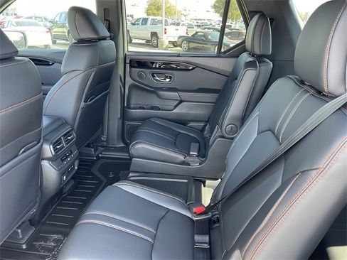 New 2025 Honda Pilot TrailSport image 27
