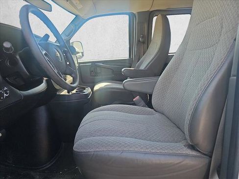 Used 2014 Chevrolet Express 3500 LT w/ LT Preferred Equipment Group image 10