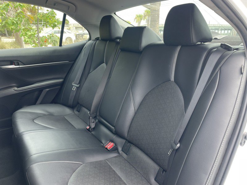 Used 2023 Toyota Camry XSE FWD image 11