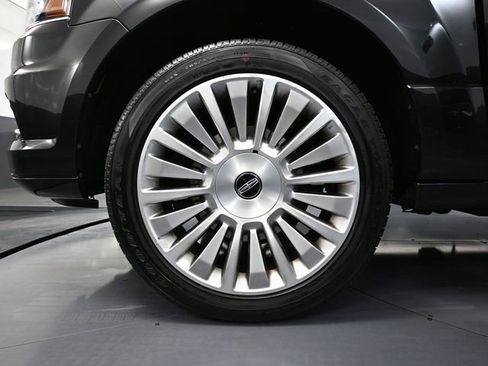Used 2015 Lincoln Navigator 4WD image 15