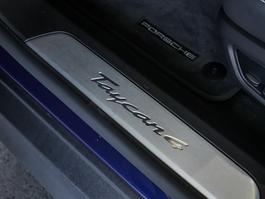 Certified 2026 Porsche Taycan AWD/4WD image 15