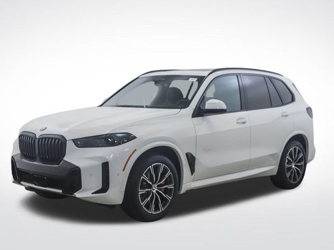 Used 2026 BMW X5 xDrive40i w/ M Sport Package AWD/4WD image 1