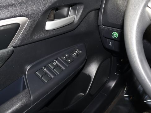 Used 2019 Honda Fit LX image 32