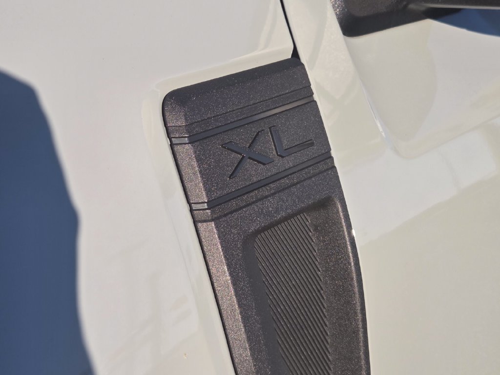 Used 2022 Ford Maverick XL FWD image 16