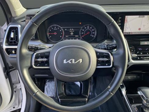 Certified 2022 Kia Sorento SX image 20