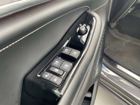 Used 2022 Jeep Grand Cherokee Overland w/ MOPAR Finishing Package image 20