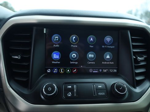 Used 2022 GMC Acadia Denali w/ Denali Ultimate Package image 32