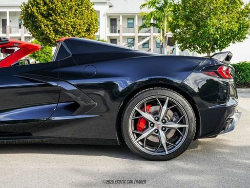 Used 2023 Chevrolet Corvette Stingray Premium Conv w/ Z51 Performance Package image 5