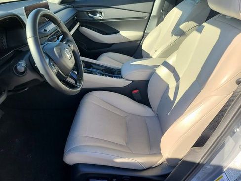 Used 2025 Honda Accord EX-L image 3