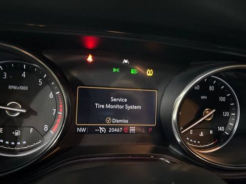 Used 2023 Buick Encore GX Select AWD/4WD image 35