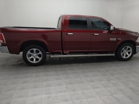 Used 2018 RAM 1500 Laramie w/ Convenience Group image 10