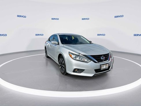 Used 2018 Nissan Altima 2.5 SV FWD image 2