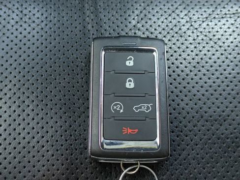 Certified 2022 Jeep Wagoneer Series I RWD image 26