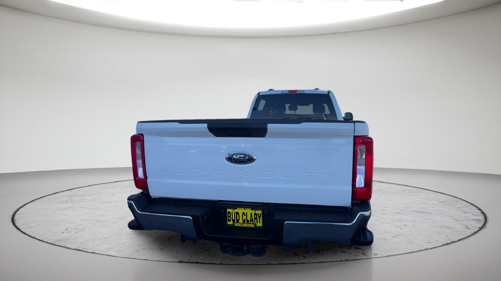 Used 2024 Ford F350 XLT w/ FX4 Off-Road Package AWD/4WD image 8