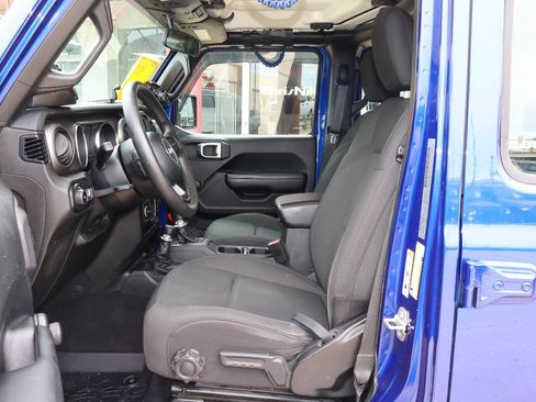 Used 2019 Jeep Wrangler Unlimited Sport AWD/4WD image 6