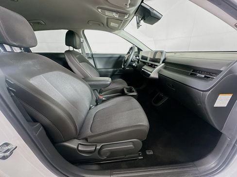 Used 2024 Hyundai Ioniq 5 SE RWD image 30