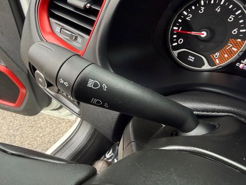 Used 2023 Jeep Renegade Trailhawk image 28