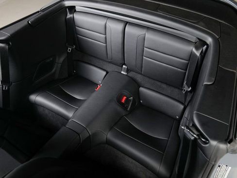 Used 2024 Porsche 911 Carrera image 17