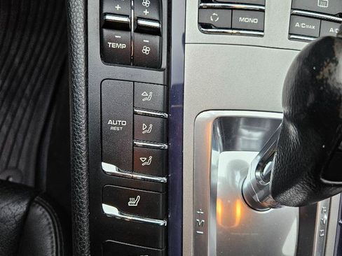 Used 2012 Porsche Panamera 4 image 45