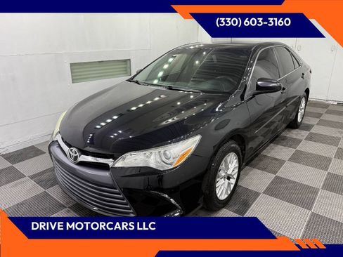Used 2017 Toyota Camry LE w/ Protection Package (Q2) FWD image 1