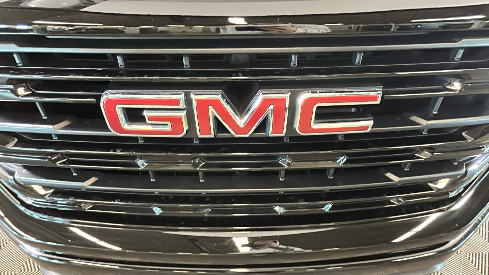 Used 2023 GMC Sierra 1500 Elevation AWD/4WD image 9
