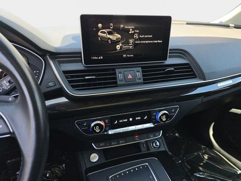 Used 2019 Audi Q5 2.0T Premium Plus w/ Premium Plus Package AWD/4WD image 26