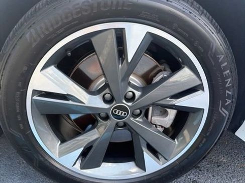 Certified 2023 Audi Q4 e-tron Prestige AWD/4WD image 6