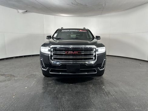 Used 2023 GMC Acadia SLT image 3