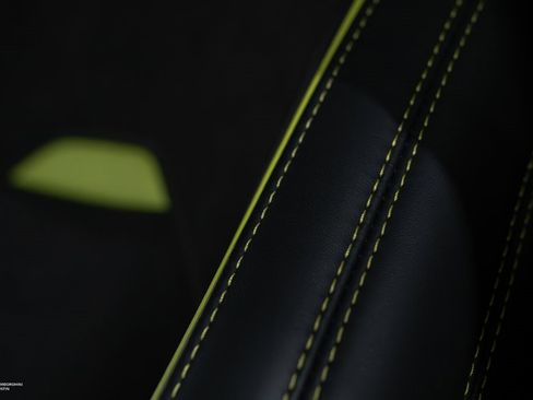 Used 2024 Lamborghini Huracan Sterrato image 38