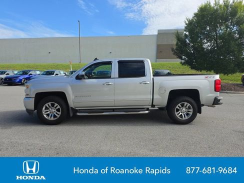 Used 2017 Chevrolet Silverado 1500 LT w/ All Star Edition AWD/4WD image 2
