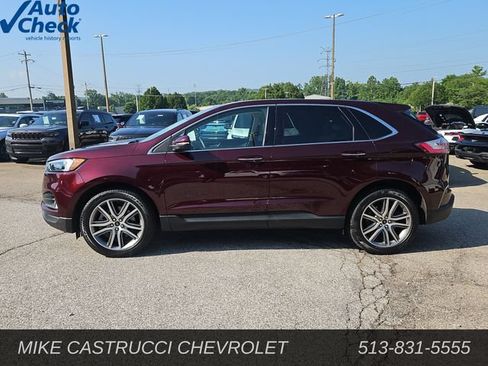 Used 2024 Ford Edge Titanium AWD/4WD image 2