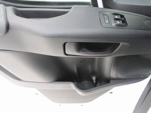 Used 2025 RAM ProMaster 2500 w/ Storage Group image 13