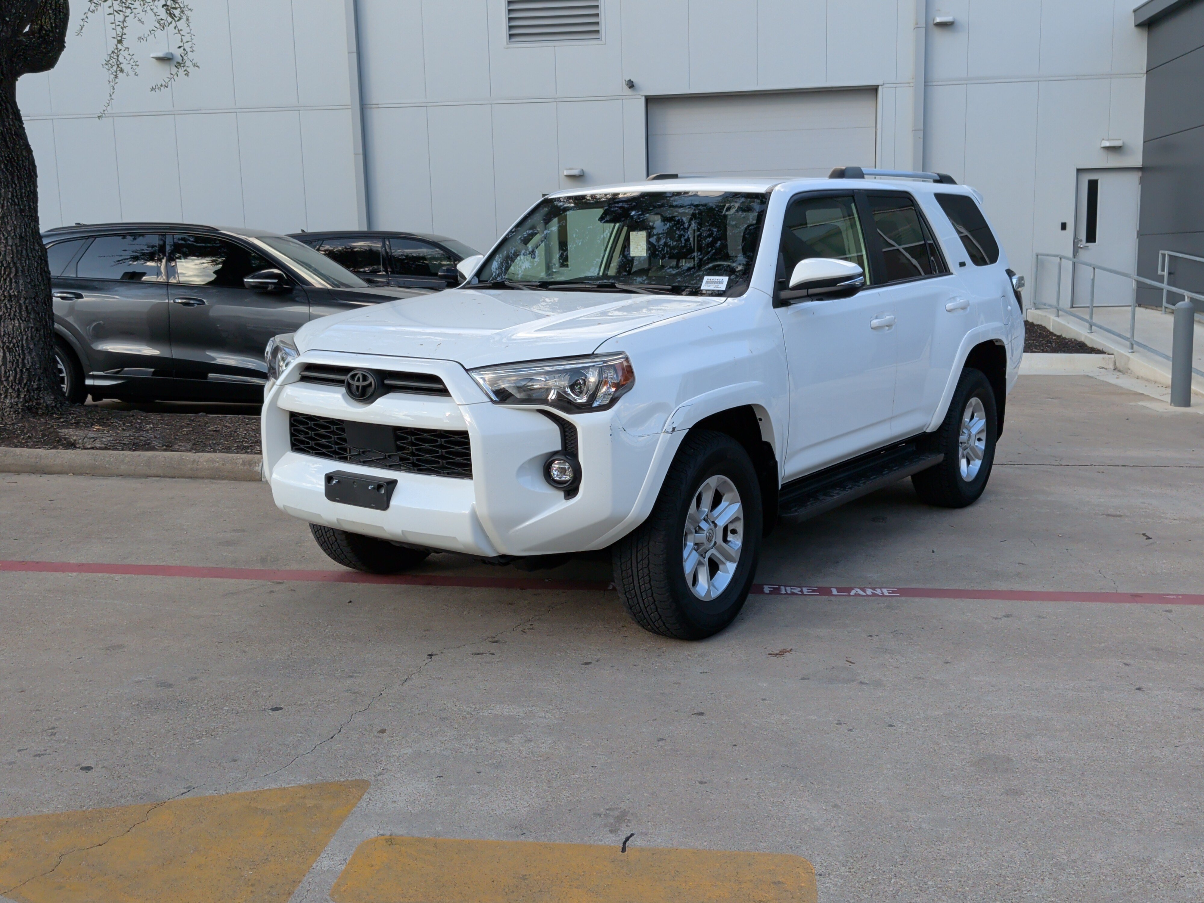 Used 2023 Toyota 4Runner SR5 Premium AWD/4WD image 5
