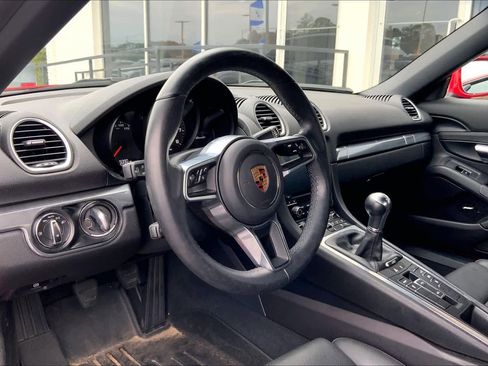 Used 2022 Porsche 718 Boxster image 19